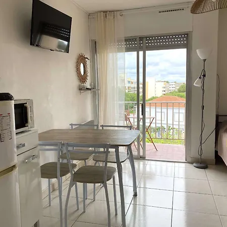 Lejlighed Renove Avec Balcon Et Wifi A - Fr-1-553-303 *